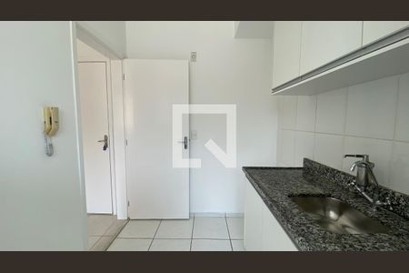 Cozinha de apartamento à venda com 2 quartos, 48m² em Cinquentenario, Belo Horizonte