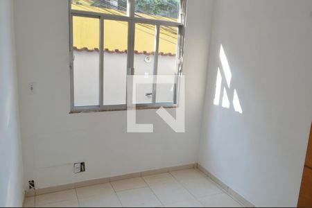 Quarto 1 de casa de condomínio para alugar com 2 quartos, 50m² em Taquara, Rio de Janeiro