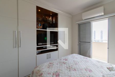 Suíte de apartamento à venda com 3 quartos, 190m² em Vila Augusta, Guarulhos