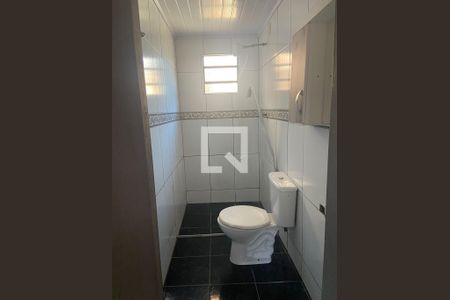 Banheiro de casa para alugar com 2 quartos, 70m² em Rondônia, Novo Hamburgo