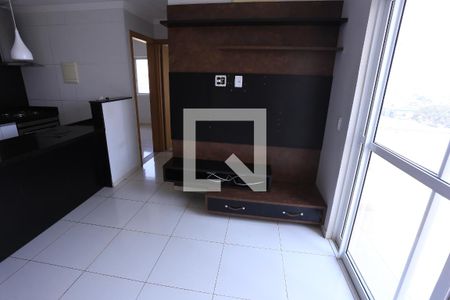 Sala de apartamento para alugar com 2 quartos, 56m² em Samambaia Norte (Samambaia), Brasília