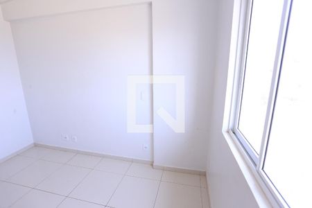 Quarto 1 de apartamento para alugar com 2 quartos, 56m² em Samambaia Norte (Samambaia), Brasília