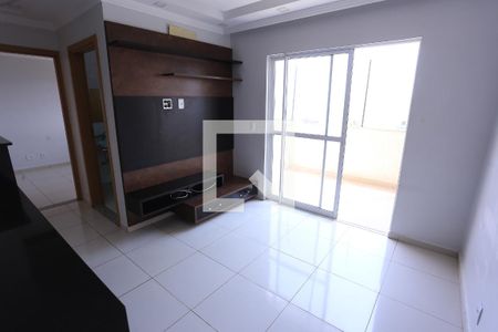 Sala de apartamento para alugar com 2 quartos, 56m² em Samambaia Norte (Samambaia), Brasília