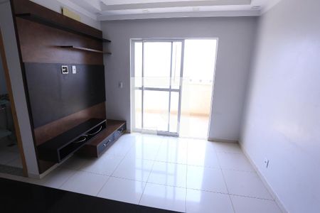 Sala de apartamento para alugar com 2 quartos, 56m² em Samambaia Norte (Samambaia), Brasília