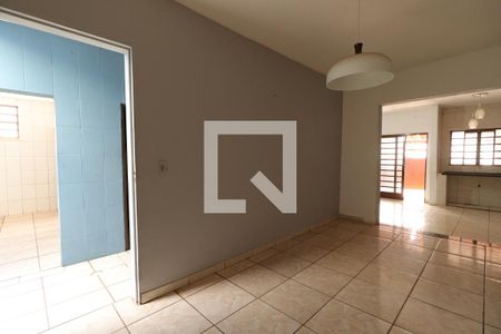 Sala 2 de casa para alugar com 2 quartos, 170m² em Campos Elíseos, Ribeirão Preto