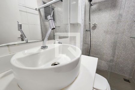 Banheiro de apartamento para alugar com 1 quarto, 40m² em Lapa, Rio de Janeiro