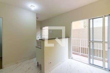 Sala de casa para alugar com 1 quarto, 26m² em Umuarama, Osasco