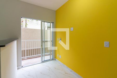 Sala de casa para alugar com 1 quarto, 26m² em Umuarama, Osasco