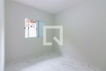 Quarto de casa para alugar com 1 quarto, 26m² em Umuarama, Osasco