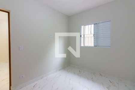 Quarto de casa para alugar com 1 quarto, 26m² em Umuarama, Osasco