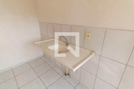 Apartamento para alugar com 45m², 2 quartos e 1 vaga Apartamento para alugar com 45m², 2 quartos e 1 vagaCozinha e Área de Serviço