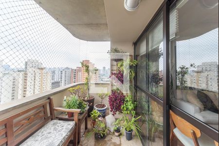 Varanda de apartamento para alugar com 3 quartos, 208m² em Brooklin, São Paulo