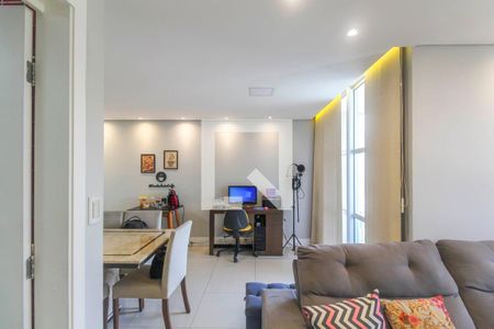 Sala de apartamento para alugar com 2 quartos, 63m² em Vila Antonieta, São Paulo