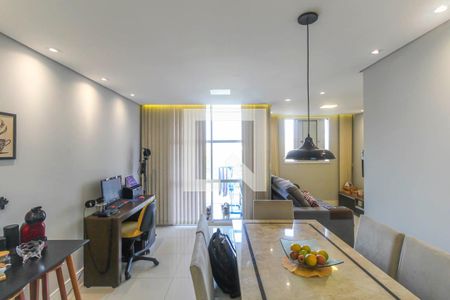 Sala de apartamento para alugar com 2 quartos, 63m² em Vila Antonieta, São Paulo