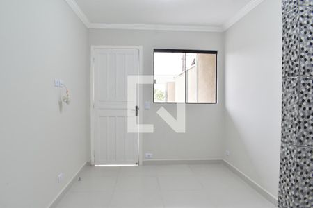 Sala de casa para alugar com 2 quartos, 55m² em Novo Mundo, Curitiba