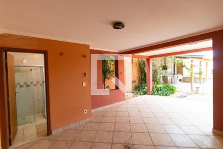 Casa de condomínio à venda com 350m², 4 quartos e 4 vagas Casa de condomínio à venda com 350m², 4 quartos e 4 vagasÁrea Gourmet