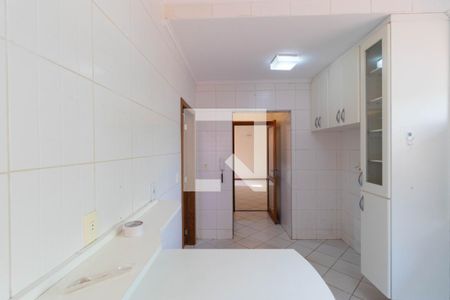 Casa de condomínio à venda com 350m², 4 quartos e 4 vagas Casa de condomínio à venda com 350m², 4 quartos e 4 vagasCozinha