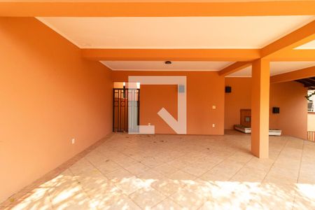 Casa de condomínio à venda com 350m², 4 quartos e 4 vagas Casa de condomínio à venda com 350m², 4 quartos e 4 vagasGaragem