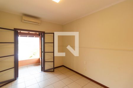 Casa de condomínio à venda com 350m², 4 quartos e 4 vagas Casa de condomínio à venda com 350m², 4 quartos e 4 vagasSuíte 02