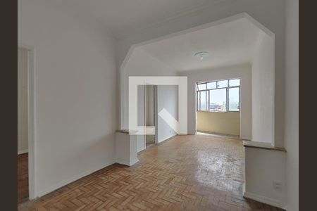 Sala de apartamento para alugar com 2 quartos, 70m² em Praça da Bandeira, Rio de Janeiro