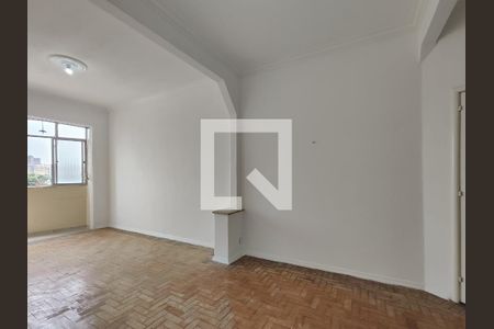 Sala de apartamento para alugar com 2 quartos, 70m² em Praça da Bandeira, Rio de Janeiro