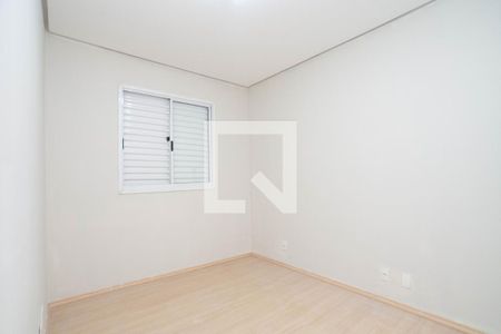 Quarto 1 de apartamento à venda com 2 quartos, 47m² em Jardim Las Vegas, Guarulhos