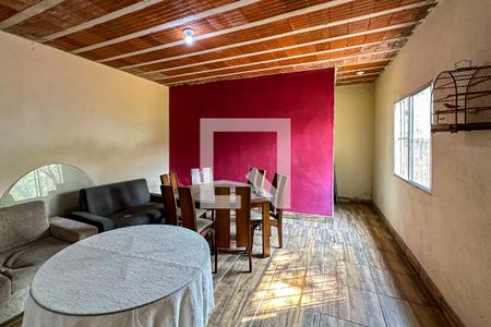 Sala de casa à venda com 1 quarto, 4424m² em Chácara Cotia, Contagem