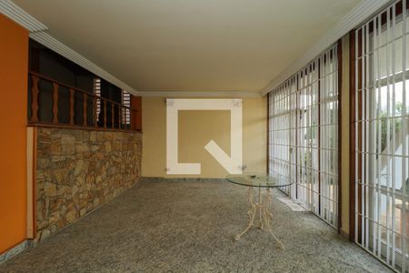 Sala de casa à venda com 4 quartos, 314m² em Jardim Leonor, São Paulo