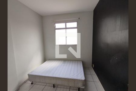 Quarto de apartamento à venda com 3 quartos, 70m² em Milionários, Belo Horizonte