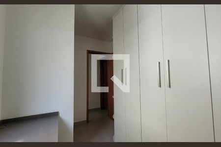 Quarto de apartamento para alugar com 2 quartos, 58m² em Vila Camilópolis, Santo André