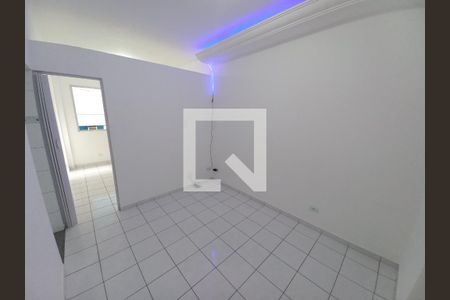 Sala de apartamento para alugar com 1 quarto, 33m² em Centro, São Vicente