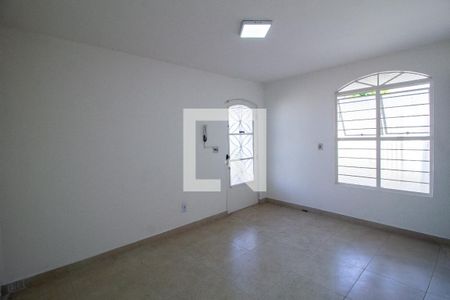 Sala de casa para alugar com 2 quartos, 139m² em Jardim Maria Eugenia, Sorocaba