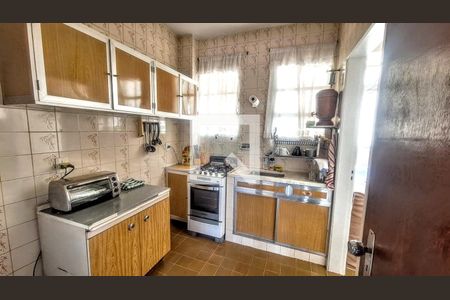 Cozinha de apartamento à venda com 2 quartos, 65m² em Carlos Prates, Belo Horizonte