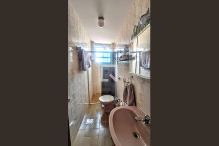 banheiro de apartamento à venda com 2 quartos, 65m² em Carlos Prates, Belo Horizonte