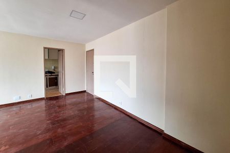 Sala de apartamento à venda com 2 quartos, 70m² em Icaraí, Niterói