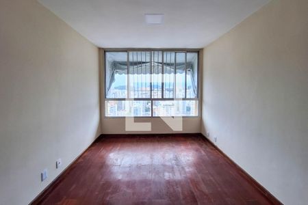 Sala de apartamento à venda com 2 quartos, 70m² em Icaraí, Niterói