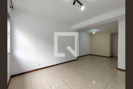 Sala de apartamento para alugar com 3 quartos, 120m² em Grajaú, Rio de Janeiro