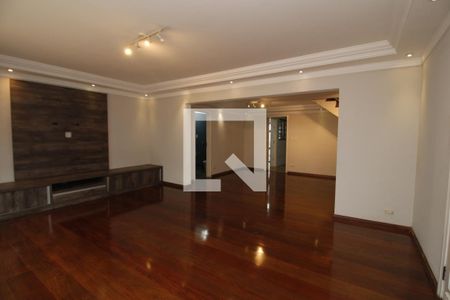 Sala de TV de casa à venda com 3 quartos, 500m² em Penha de França, São Paulo