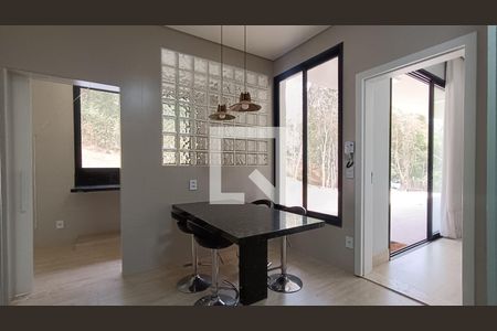 Casa de condomínio à venda com 334m², 4 quartos e 4 vagas Casa de condomínio à venda com 334m², 4 quartos e 4 vagasCozinha