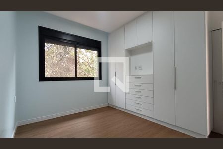 Casa de condomínio à venda com 334m², 4 quartos e 4 vagas Casa de condomínio à venda com 334m², 4 quartos e 4 vagasquarto 3