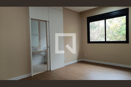 Casa de condomínio à venda com 334m², 4 quartos e 4 vagas Casa de condomínio à venda com 334m², 4 quartos e 4 vagasquarto 4