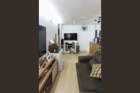 Sala de apartamento para alugar com 1 quarto, 35m² em Quinta da Paineira, São Paulo