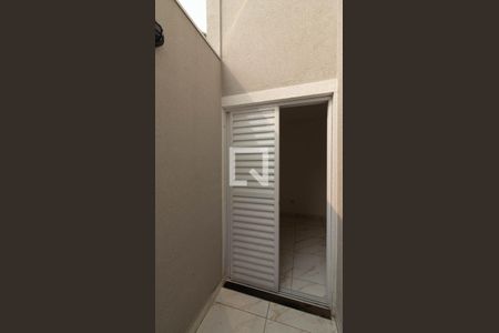 Varanda Quarto 1 de apartamento para alugar com 2 quartos, 40m² em Vila Londrina, São Paulo