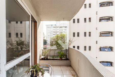 Varanda Sala de apartamento à venda com 3 quartos, 226m² em Higienópolis, São Paulo