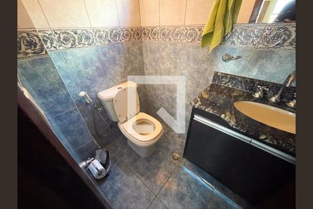 Lavabo de casa à venda com 4 quartos, 223m² em Jardim Riacho das Pedras, Contagem