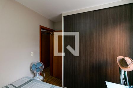 Quarto 2 de apartamento à venda com 3 quartos, 210m² em Coração Eucarístico, Belo Horizonte