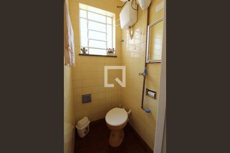 Lavabo de casa à venda com 5 quartos, 260m² em Moema, São Paulo