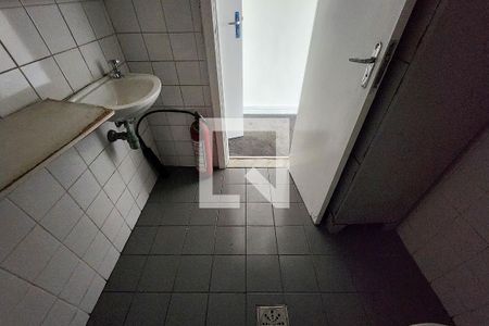 Banheiro de apartamento para alugar com 1 quarto, 47m² em Centro, Rio de Janeiro