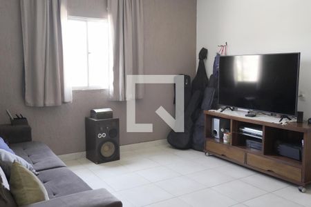 Sala  de casa à venda com 3 quartos, 360m² em Goiânia, Belo Horizonte