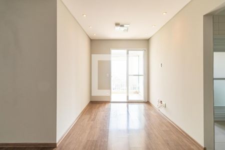 Sala de apartamento à venda com 3 quartos, 74m² em Jardim Tupanci, Barueri